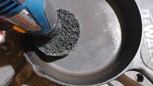 Sanding, Polishing, & Seasoning Lodge Cast Iron Skillet 