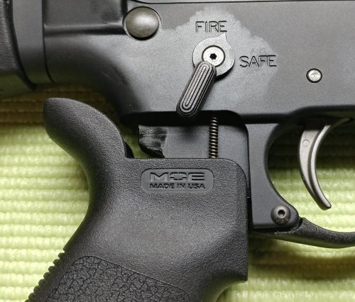 Pistol Grip Spring Detent